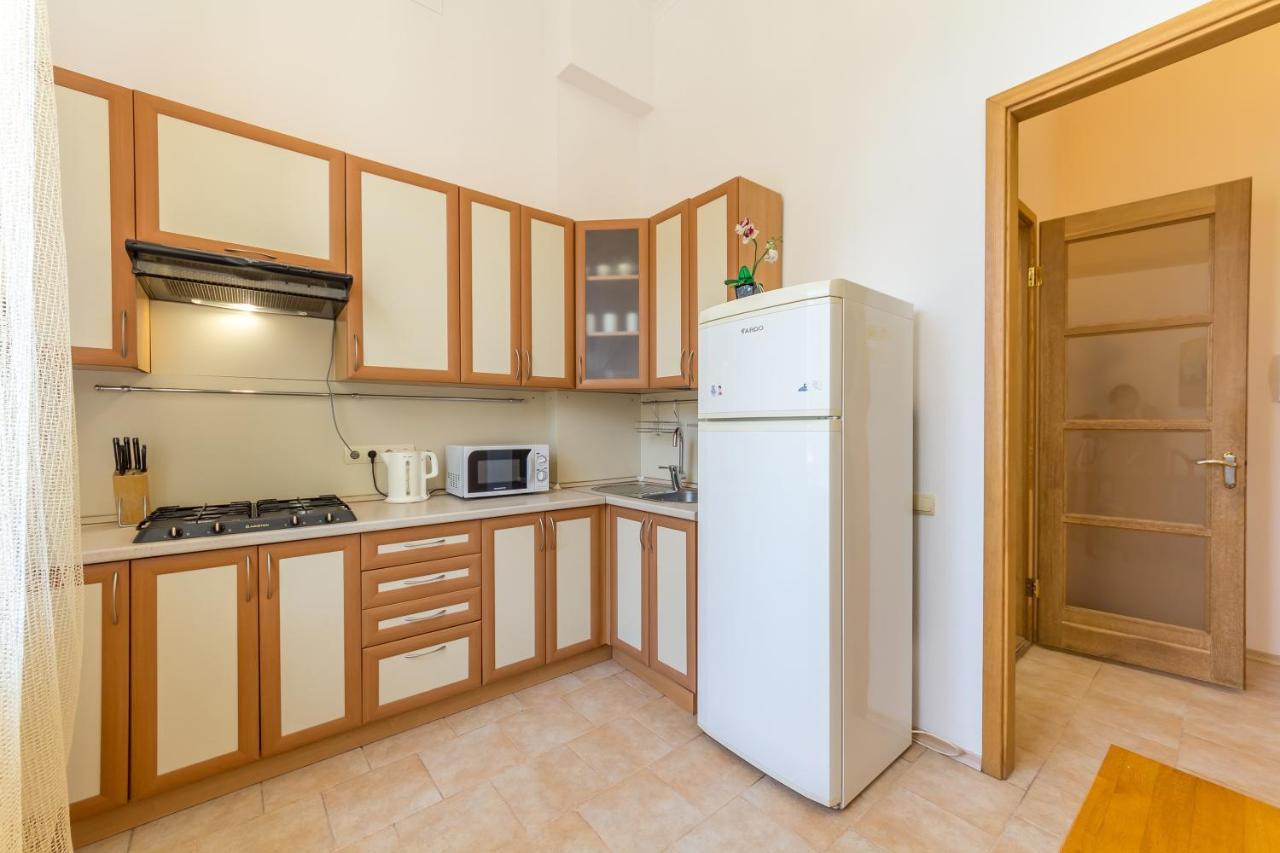 קייב Dayflat Apartments Golden Gate Area מראה חיצוני תמונה