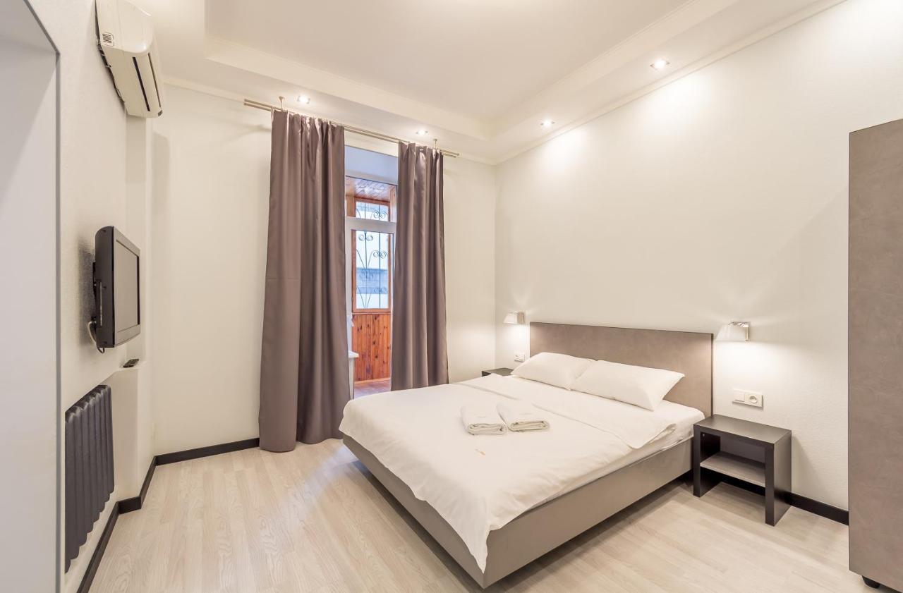 קייב Dayflat Apartments Golden Gate Area מראה חיצוני תמונה