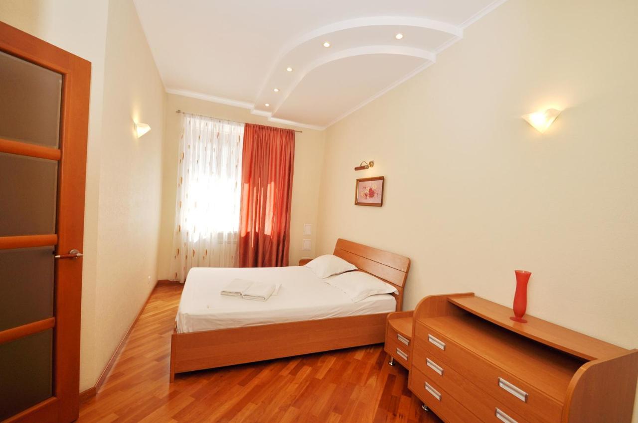 קייב Dayflat Apartments Golden Gate Area מראה חיצוני תמונה