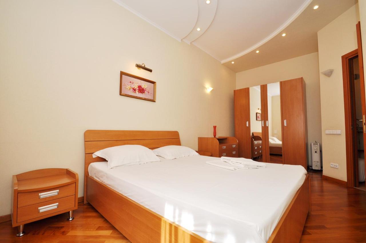 קייב Dayflat Apartments Golden Gate Area מראה חיצוני תמונה