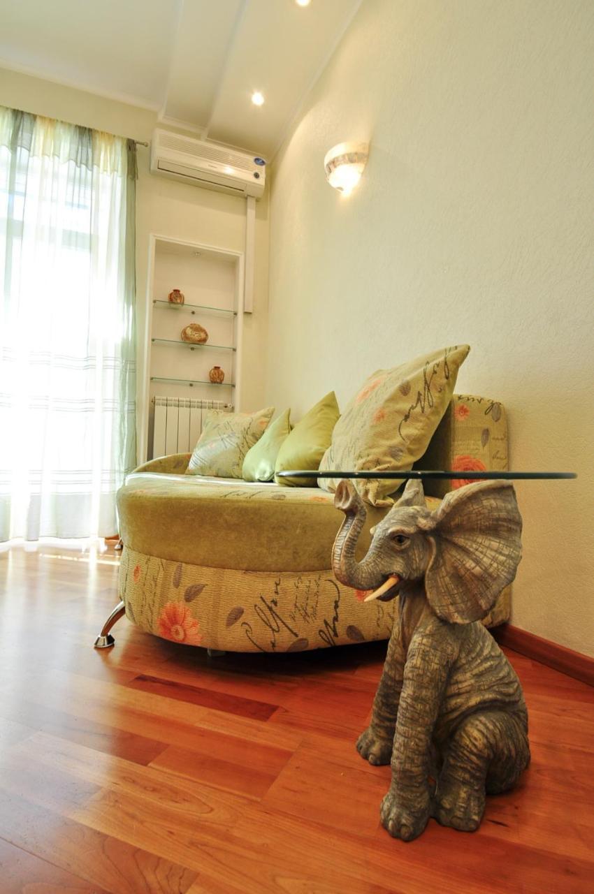 קייב Dayflat Apartments Golden Gate Area מראה חיצוני תמונה